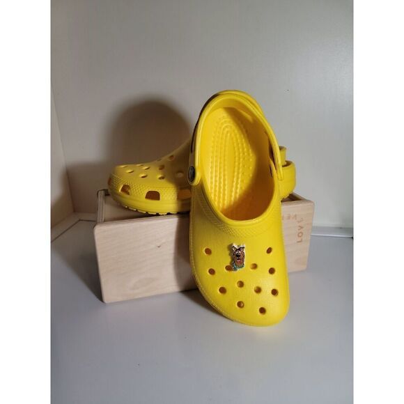 Crocs Classic Clogs with Scooby-Doo Charm - Picture 3 of 6
